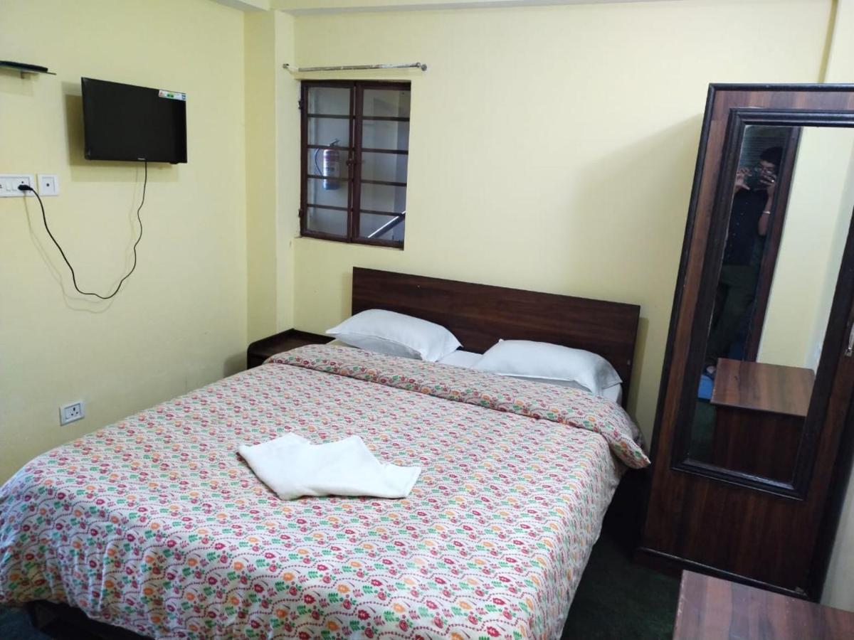 Hotel Himalaya Residency Kanchenjunga View Darjeeling  Buitenkant foto